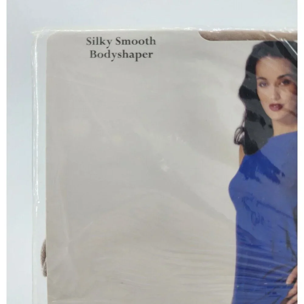 x2 European Luxury Collection Silky Smooth Bodyshaper Pantyhose Pebble Sz Medium